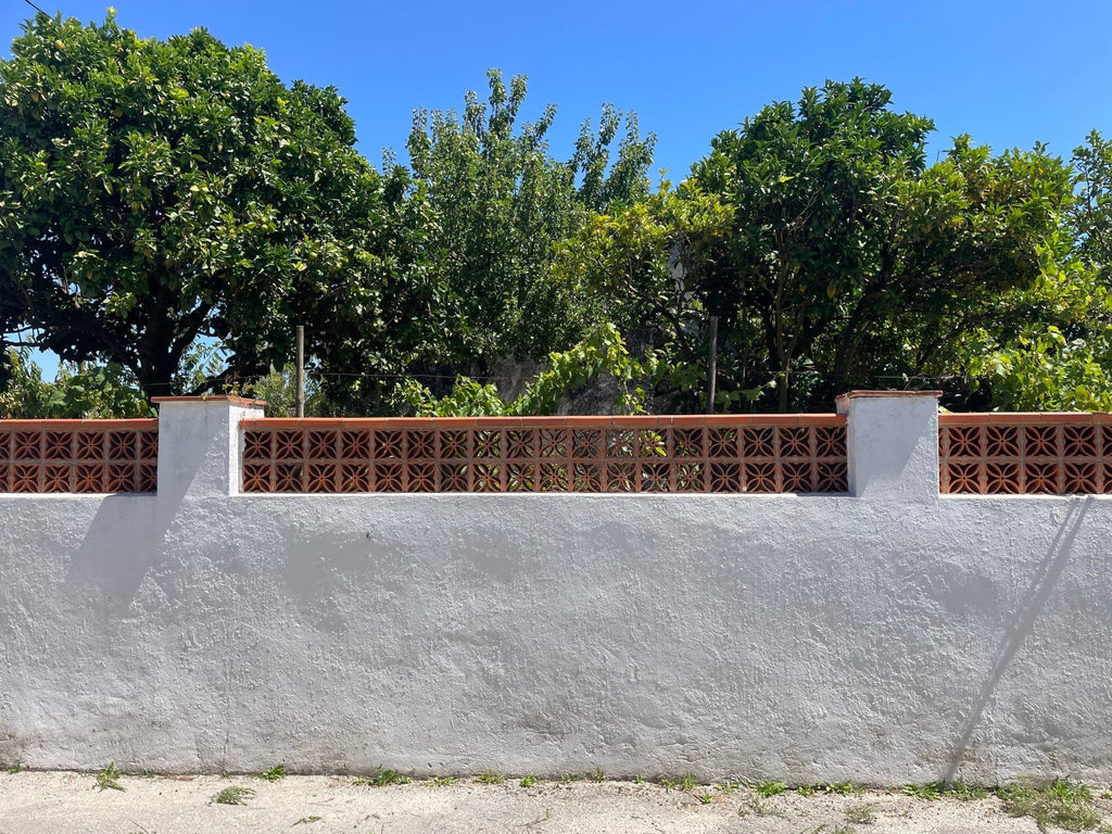 Grelha Folha de Oliveira: Um Clássico Intemporal da Arquitetura Portuguesa - PRELIS.PT